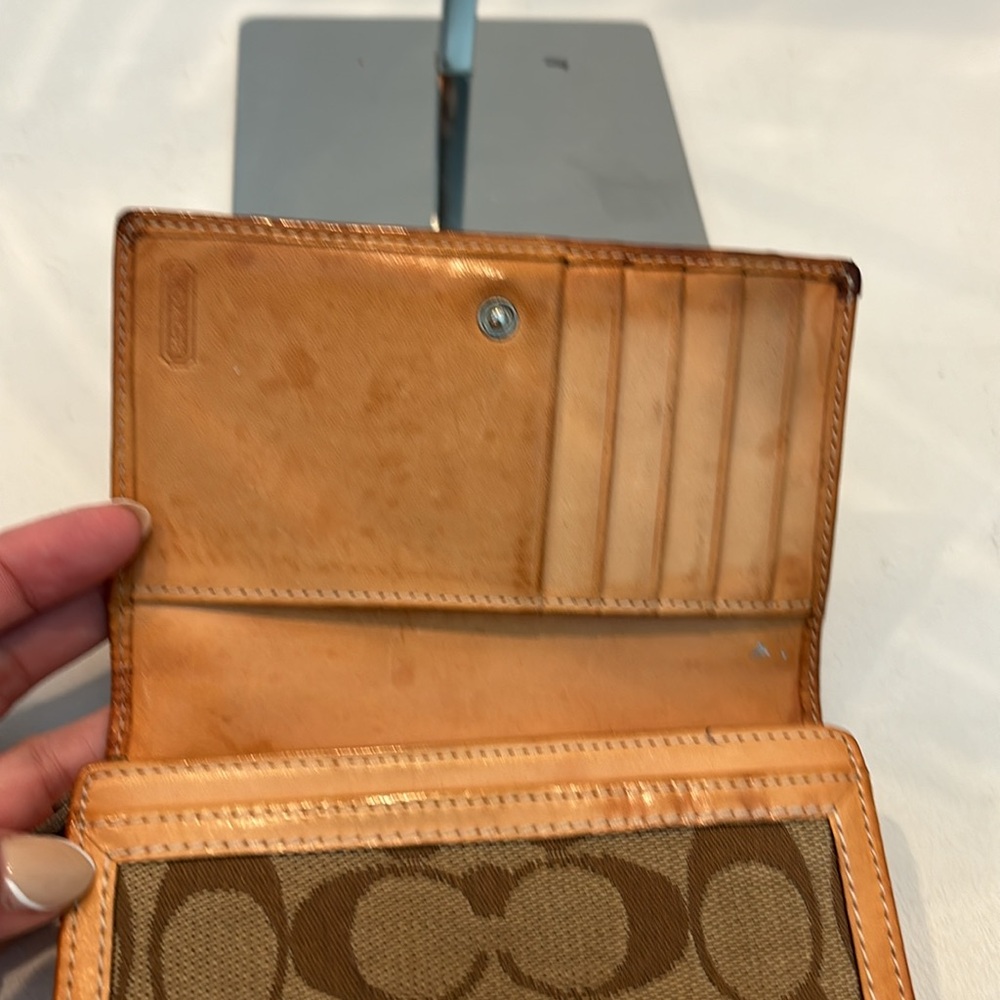 Vintage Coach Wallet - Picture 4 of 17